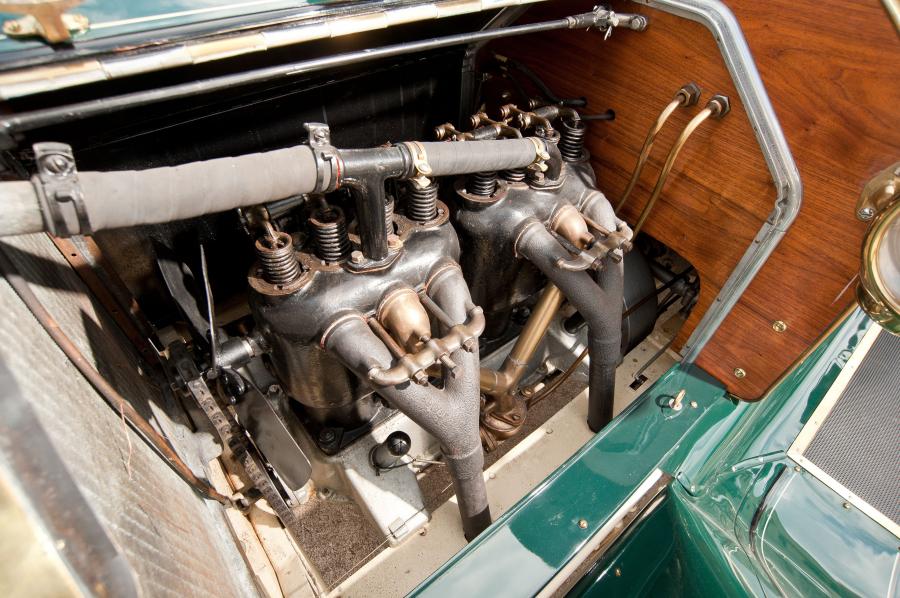  Buick Model 19 Touring 1910 года  (фото 13 из 23)